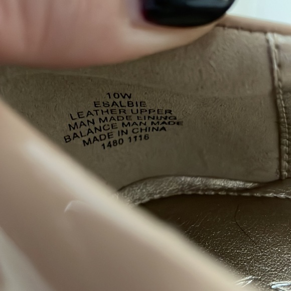 NWT Easy Spirit Leather Women Size 10 - Picture 8 of 9